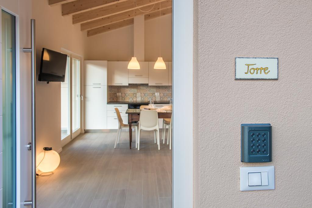 La Gazza Ladra Apartments - Garda Chill Out Drena Exterior photo